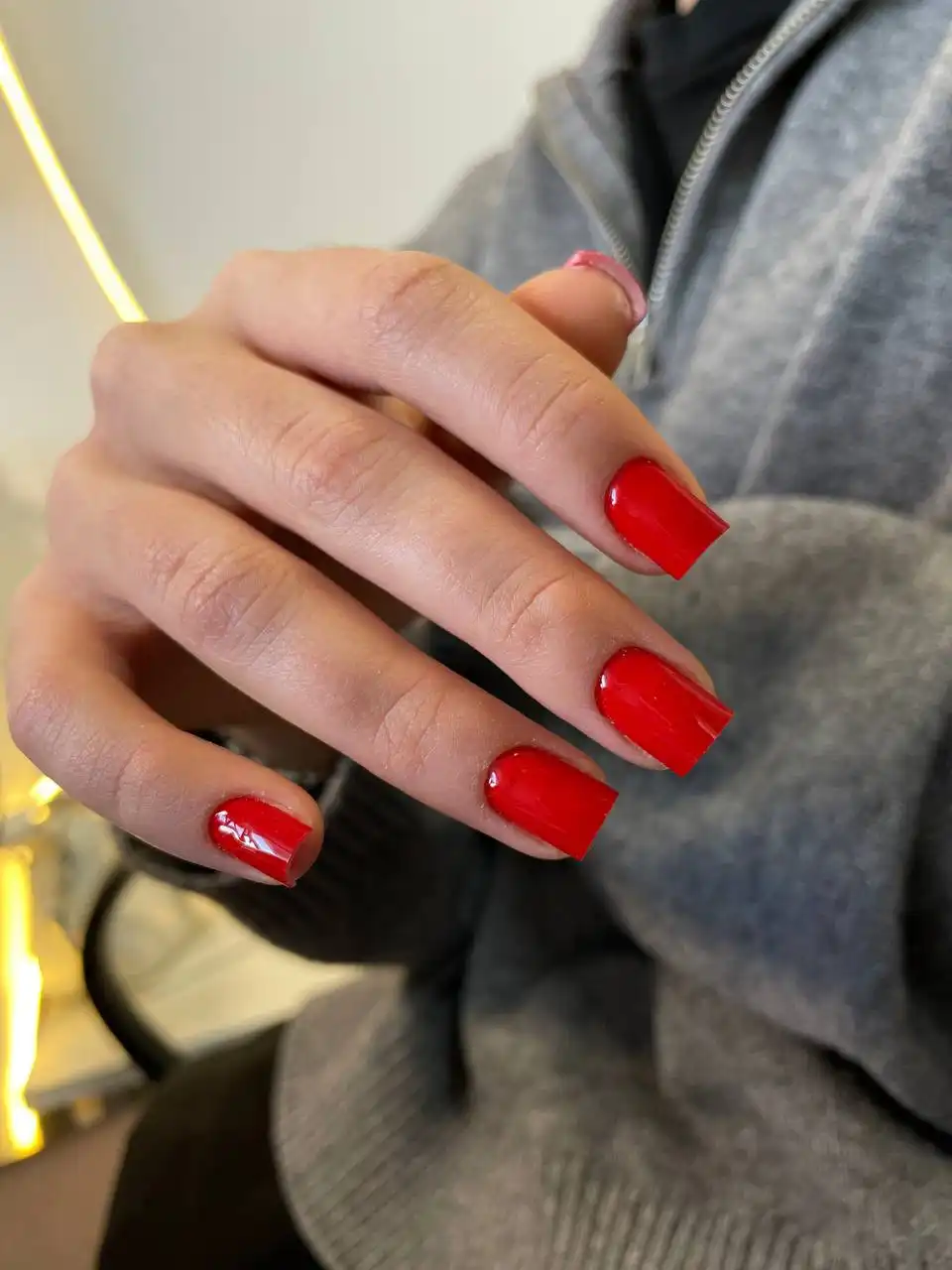 Маникюр, педикюр и наращивание ногтей в Барнауле