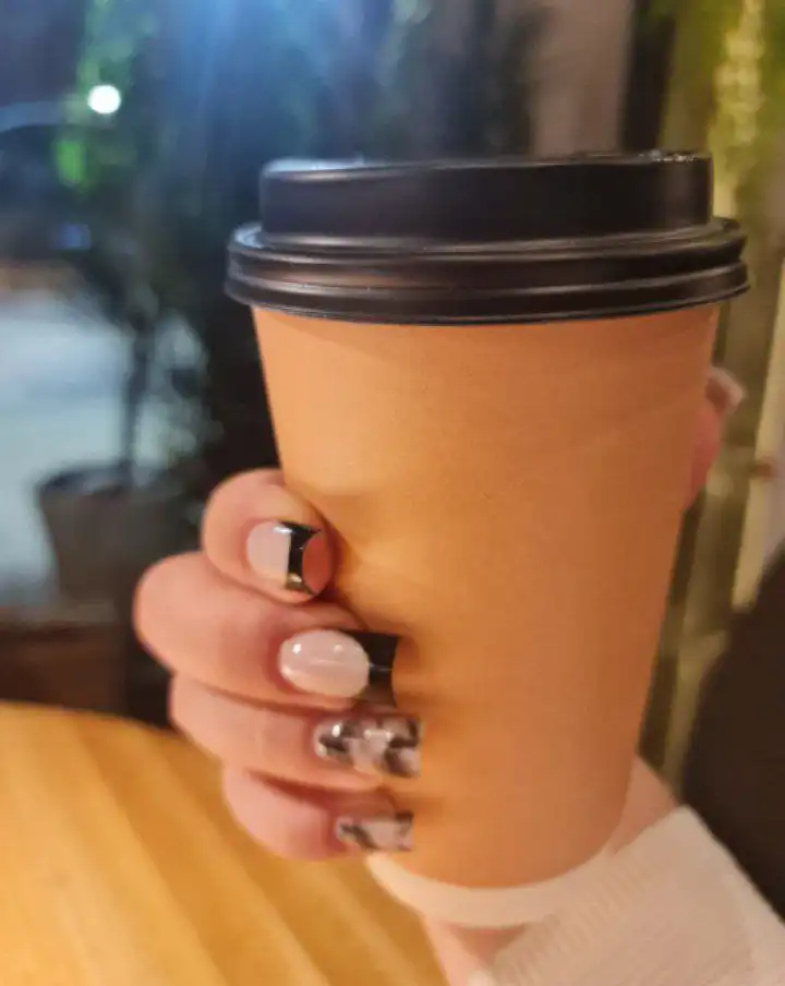 Ищу моделей для фото работ в портфолио маникюра