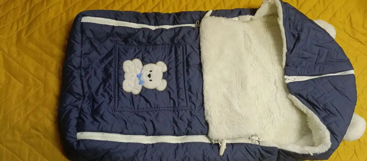 Зимний теплый конверт из натуральной овечьей шерсти