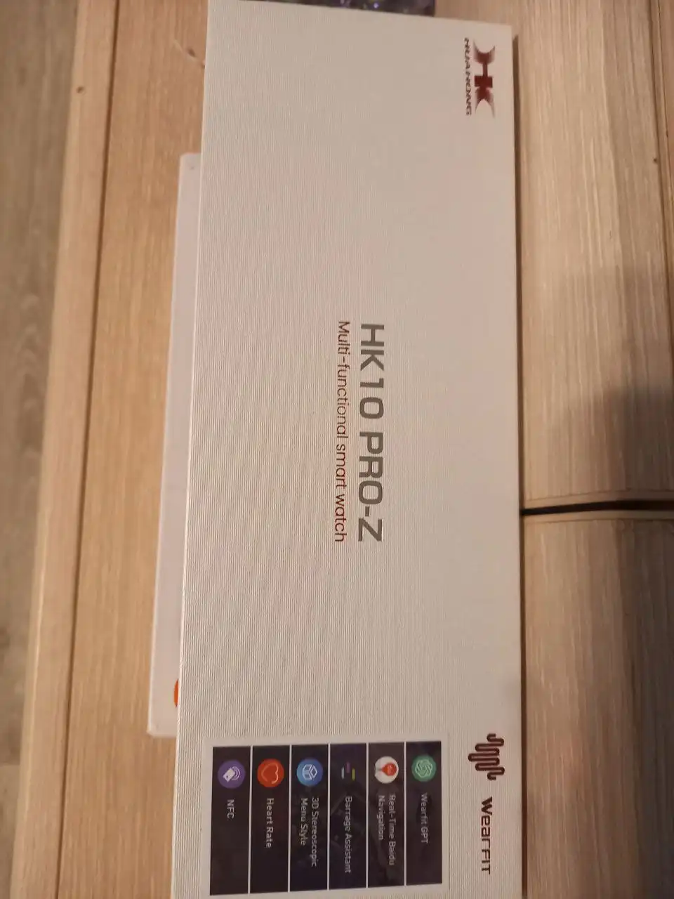 Новые смарт-часы с ремешками