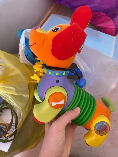 Отдам даром три пакета игрушек - Товары для детей в Барнаул