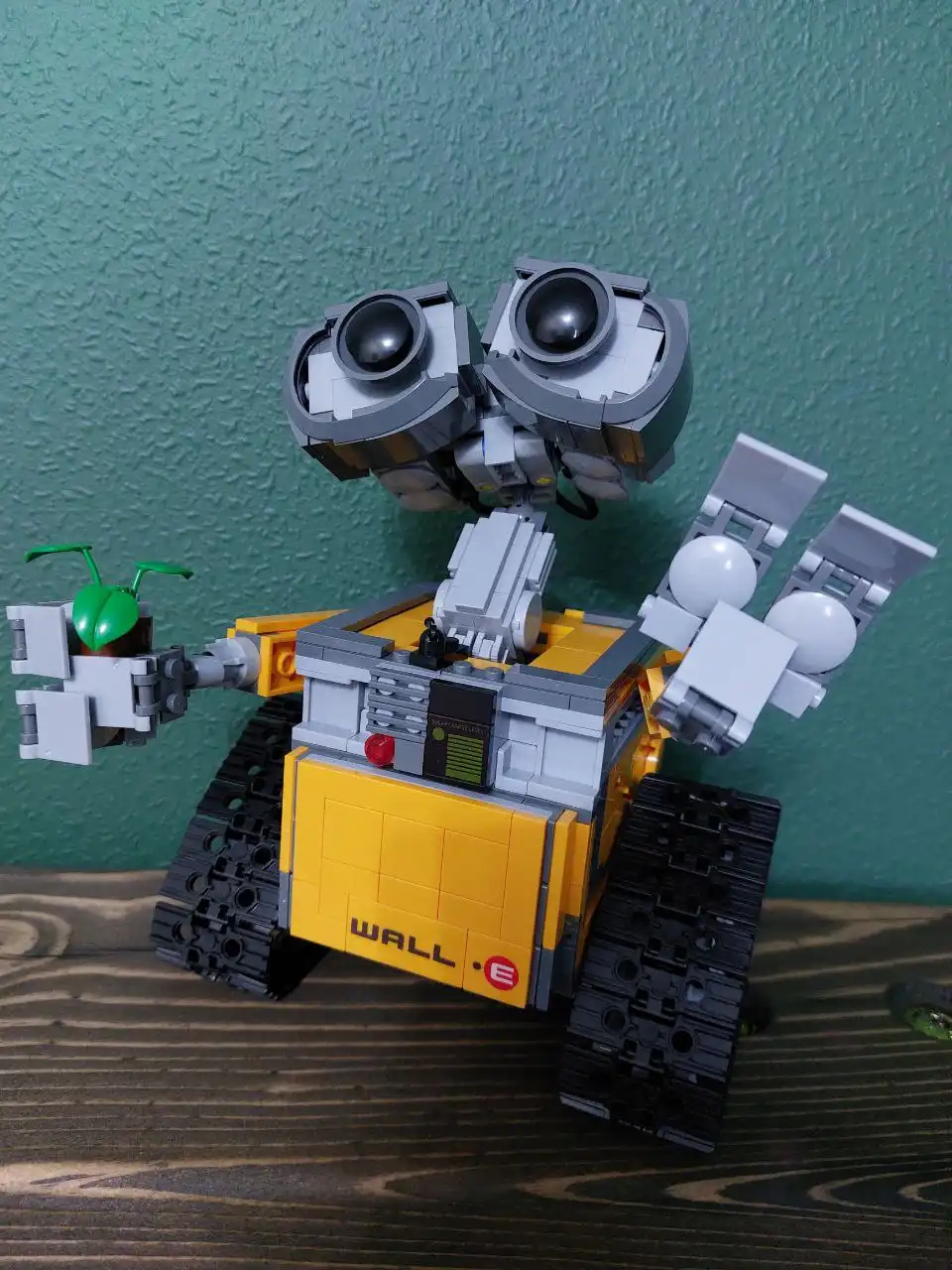 Услуги сборки алмазной мозаики, конструкторов и росписи картин