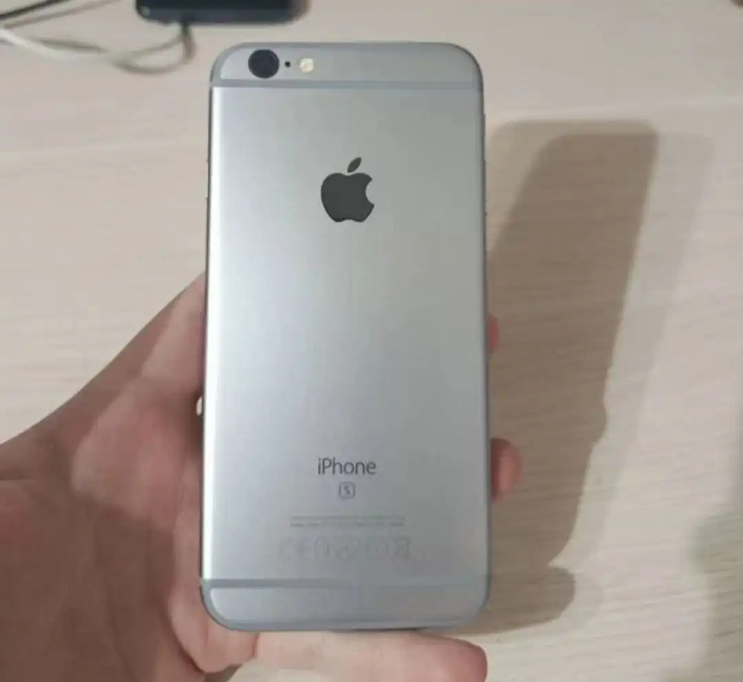 iPhone 6s в отличном состоянии - Смартфоны (Электроника) в Барнаул