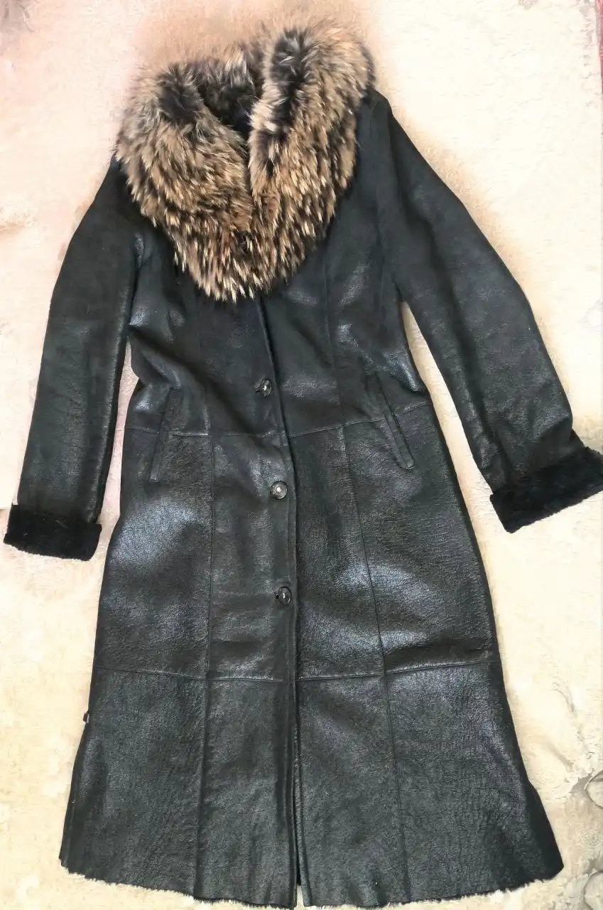 Продам женскую дублёнку Stefano Gessy
