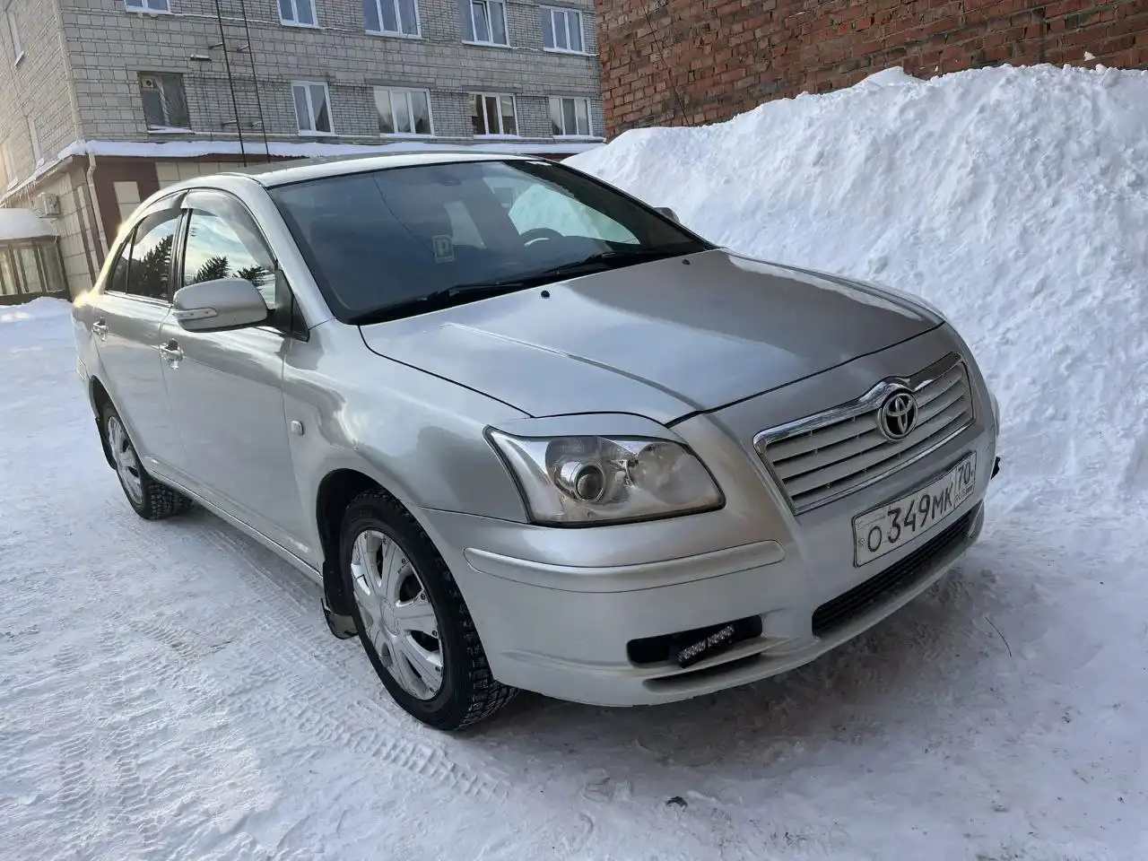 Продажа автомобилей разных марок и годов выпуска