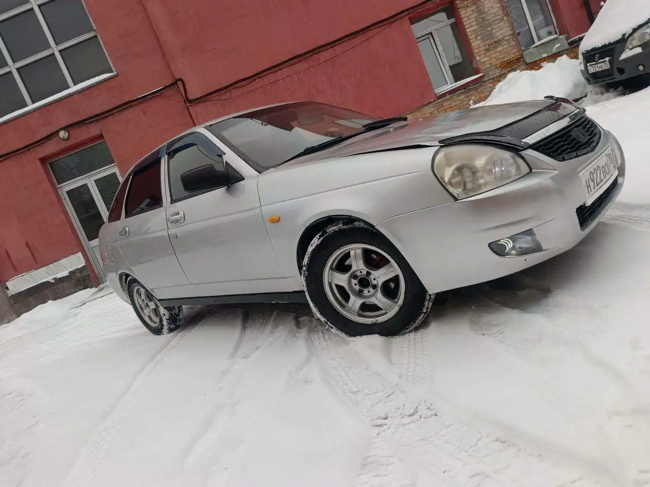 Продажа автомобилей разных марок и годов выпуска