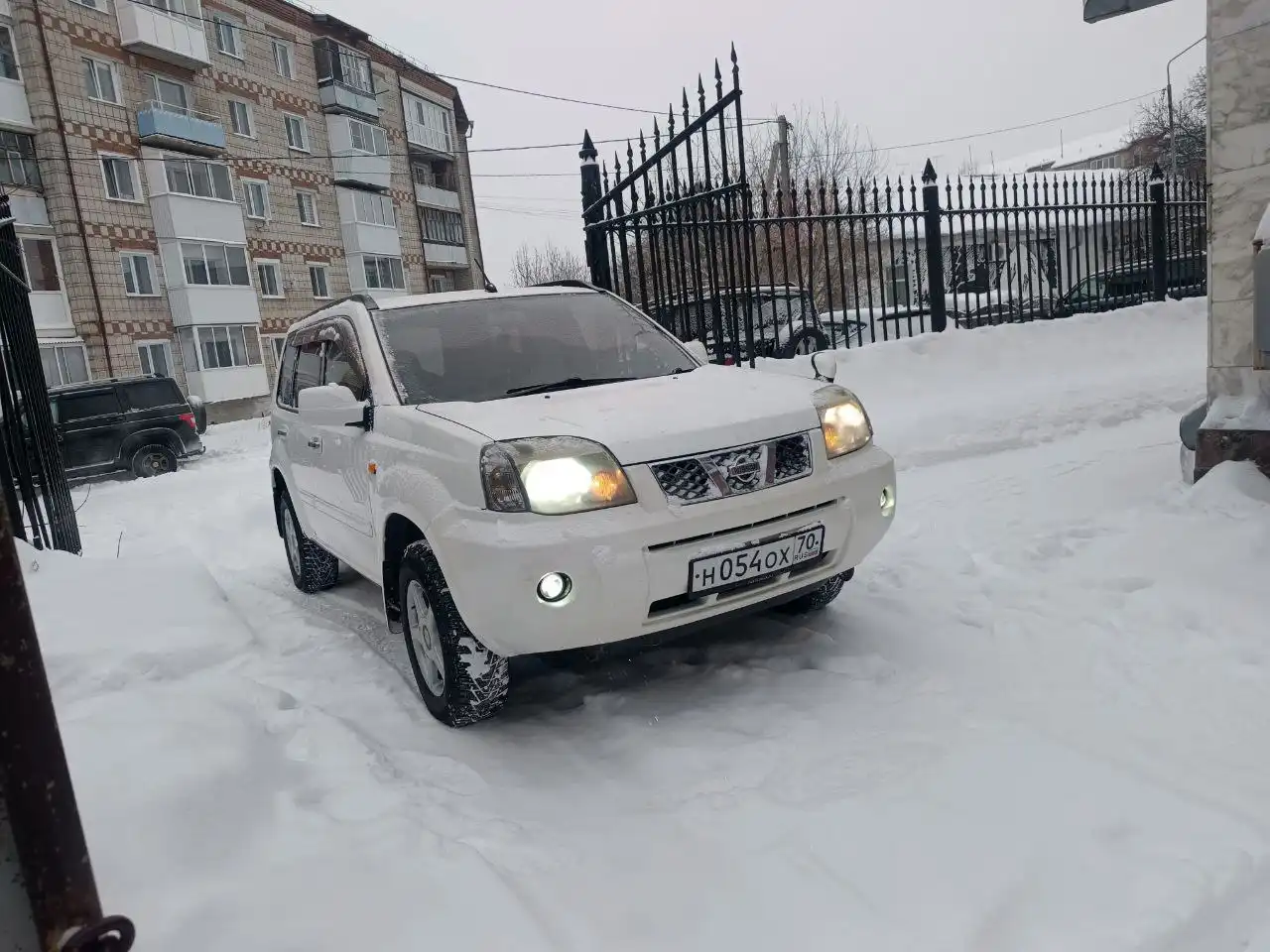 Продажа автомобилей разных марок и годов выпуска