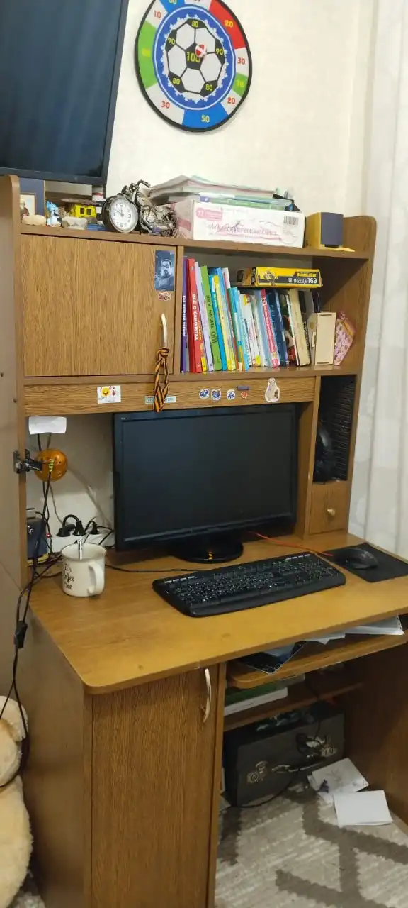 Компьютерный стол