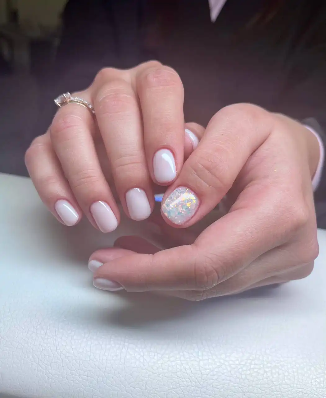 Профессиональный маникюр и педикюр в студии