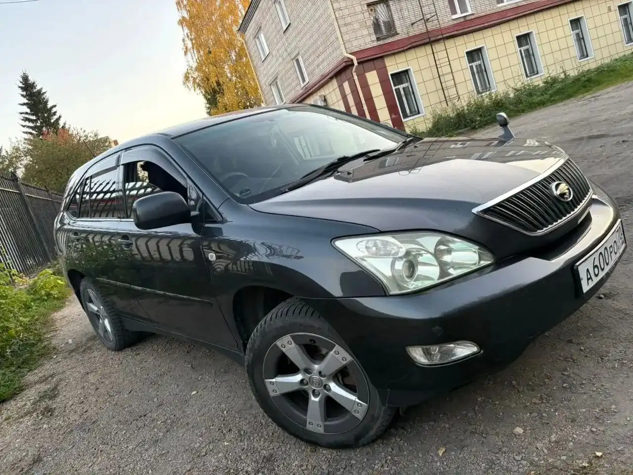 Продажа Toyota Harrier 2004 г. в Томске
