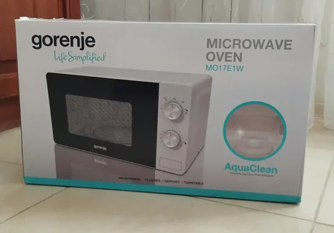 Микроволновка Горение 17л 700Вт - Электроника в Томск