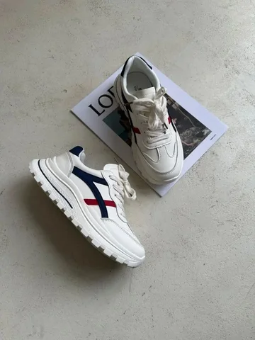 Новые кроссовки размер 39 - Детская обувь в Томск