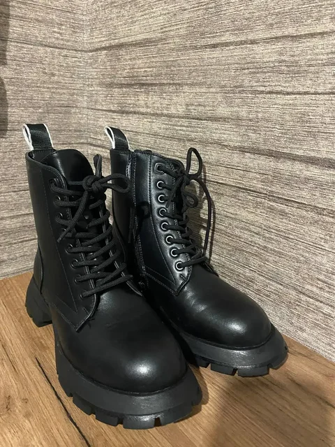 Новые демисезонные ботинки 37 размера - Обувь в Томск