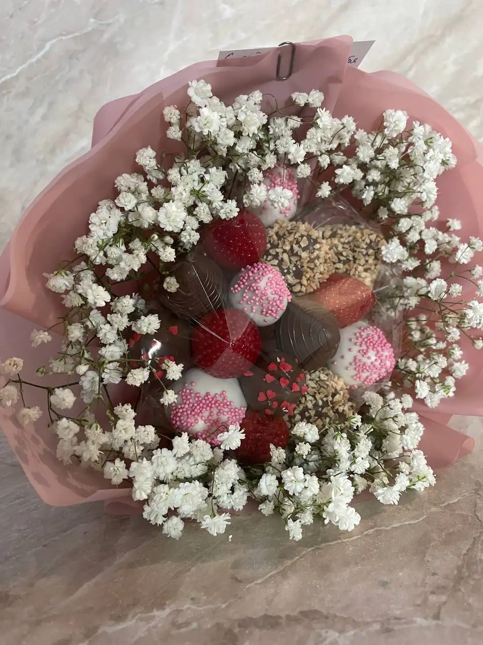 Наборы из шоколадных цветов и клубники к 8 марта - Подарки и цветы (Услуги) в Томск