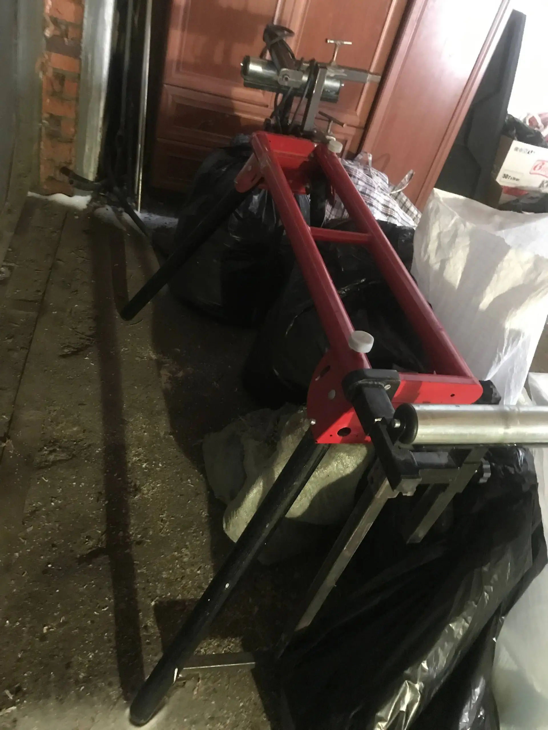 Стол для торцовочного станка - Столярное оборудование (Оборудование) в Томск