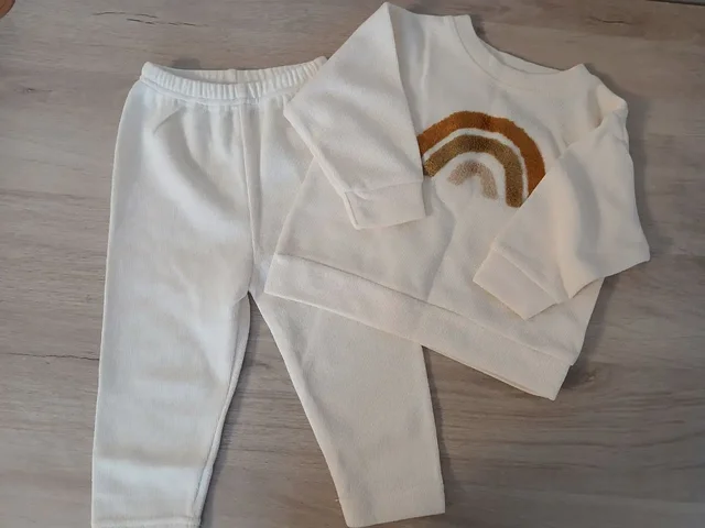 Новый костюм для малыша 80-86 Радуга - Велосипеды в Томск