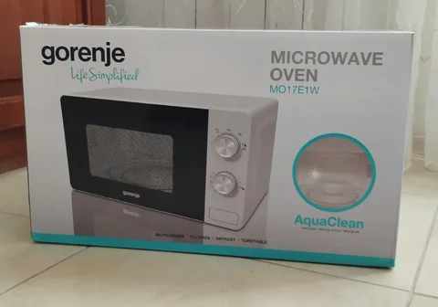 Микроволновка Горение 17л 700Вт - Электроника в Томск