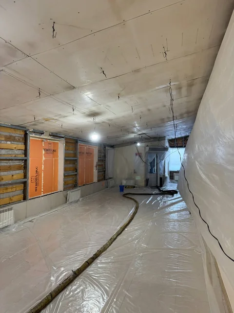 Услуги утепления и гидроизоляции пенополиуретаном и полимочевиной в Томске - Наращивание волос в Томск