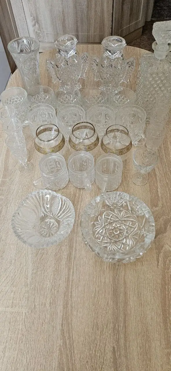 Хрустальная и стеклянная посуда 27 предметов - Посуда (Для дома и дачи) в Томск