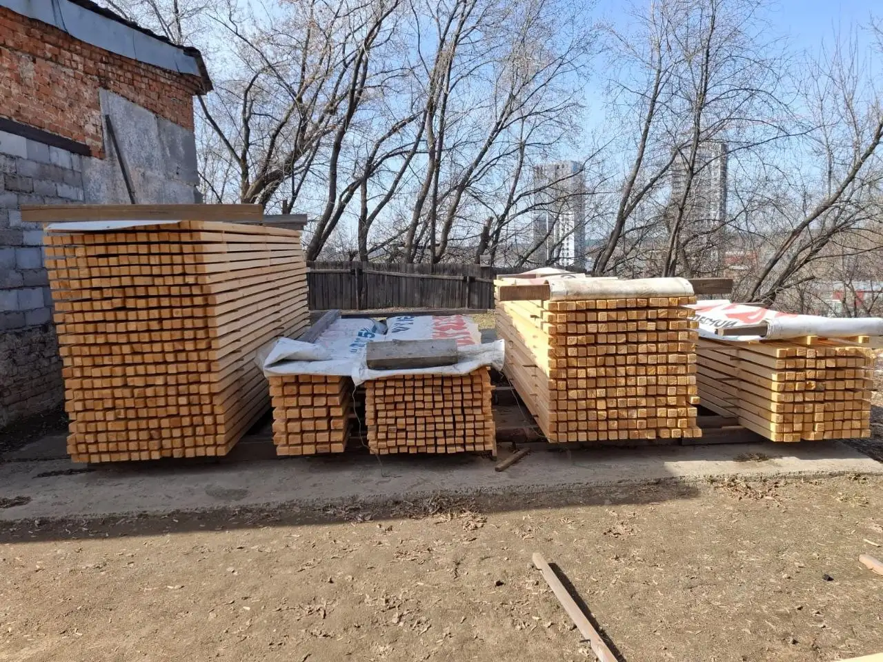Продажа сухих строганных брусков различных размеров - Стройматериалы (Для дома и дачи) в Томск