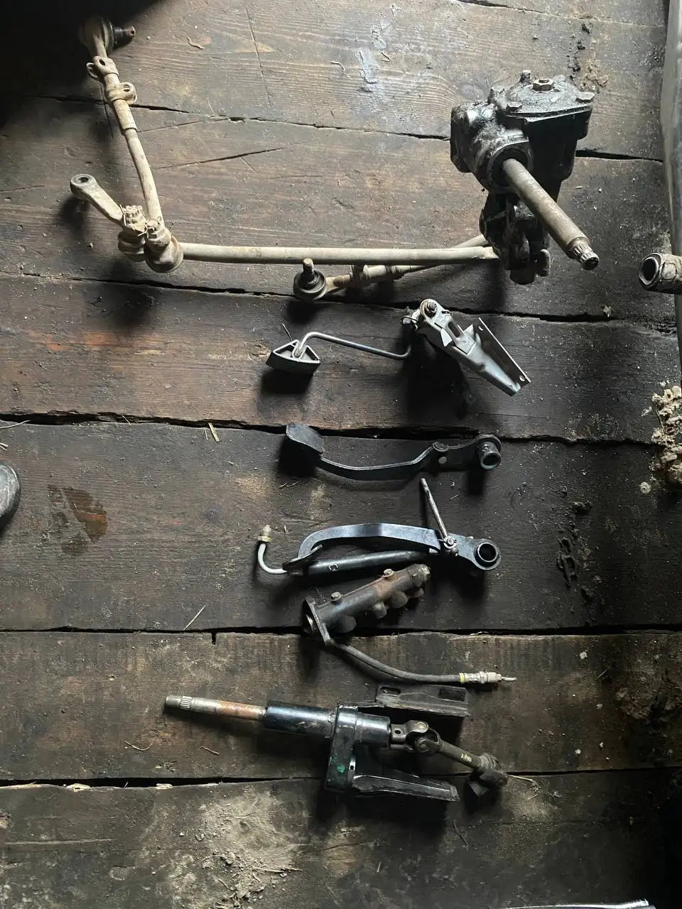 Продам все от 2107 все исправное - Автозапчасти (Запчасти) в Томск