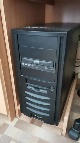 Продам свежесобранный ПК с установленными программами - Геймерские аксессуары в Томск