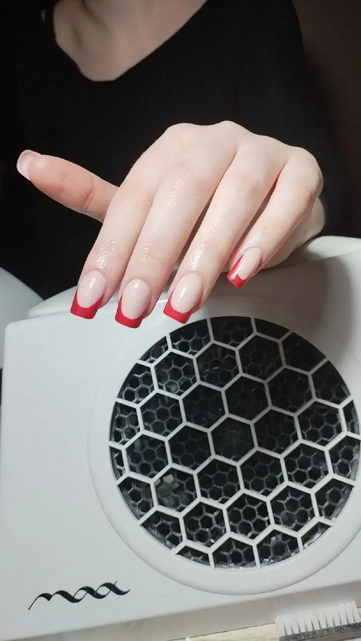 Маникюр с гарантией и скидками - Маникюр (Услуги) в Томск