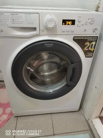 Стиральная машина Hotpoint Ariston 5.5 кг - Украшения интерьера в Томск