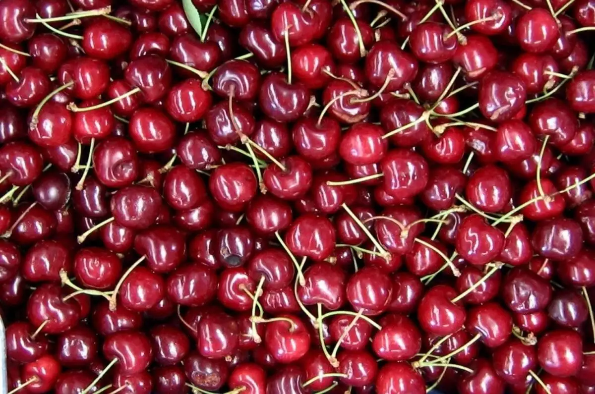 Спелая вишня 2 кг - Продукты в Томск