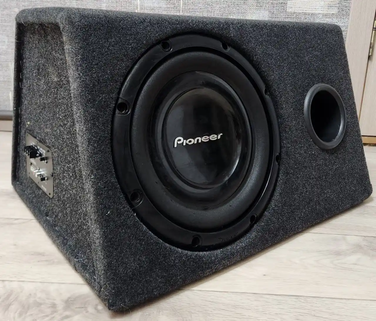 Активный сабвуфер Pioneer TS-W303R