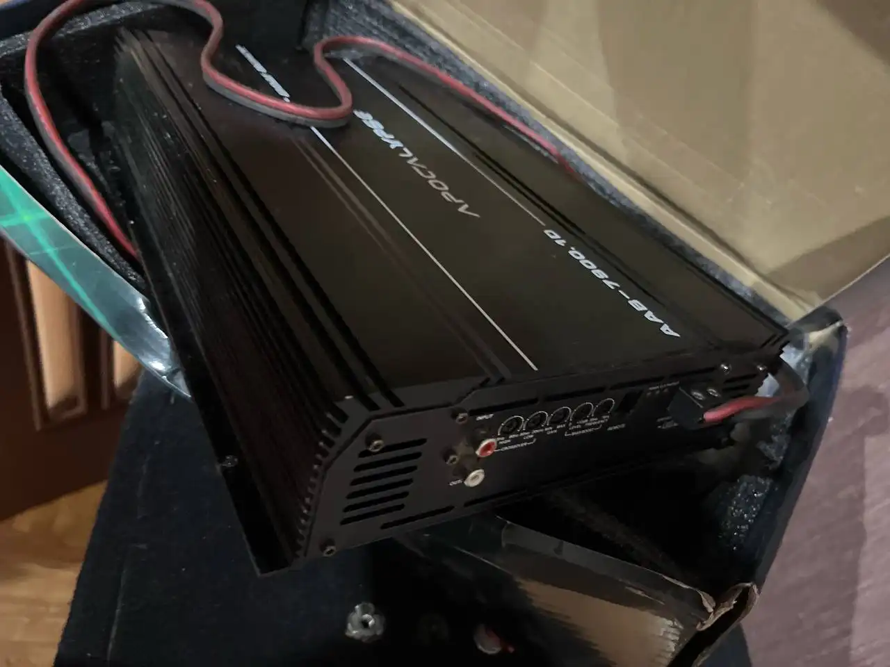 Продам комплект автозвука