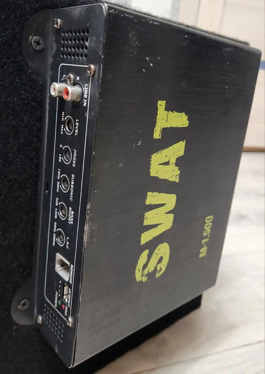 Сабвуфер Ural TT10 с усилителем Swat M-1.500