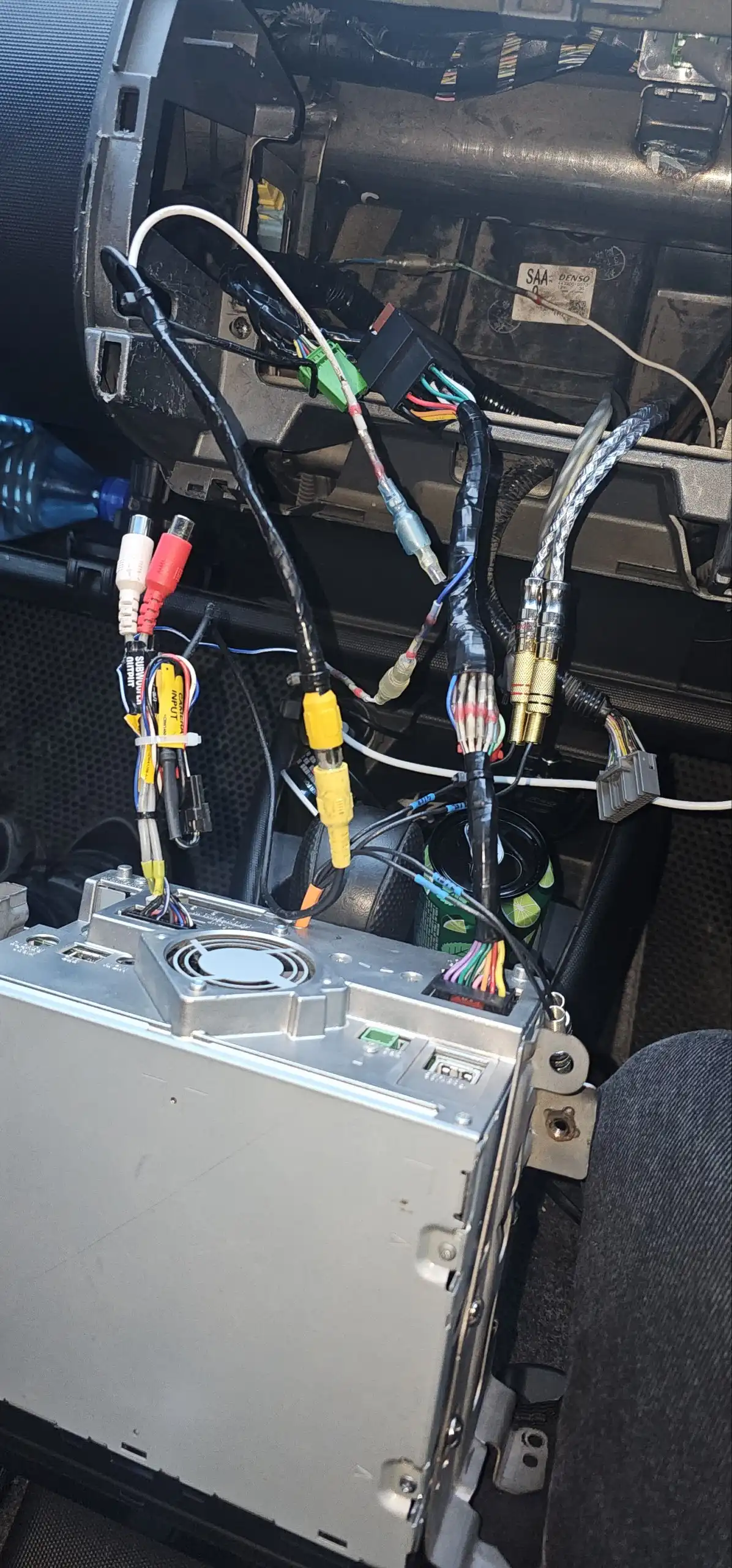 Продажа магнитолы Pioneer Carrozzeria AVIC MRZ99