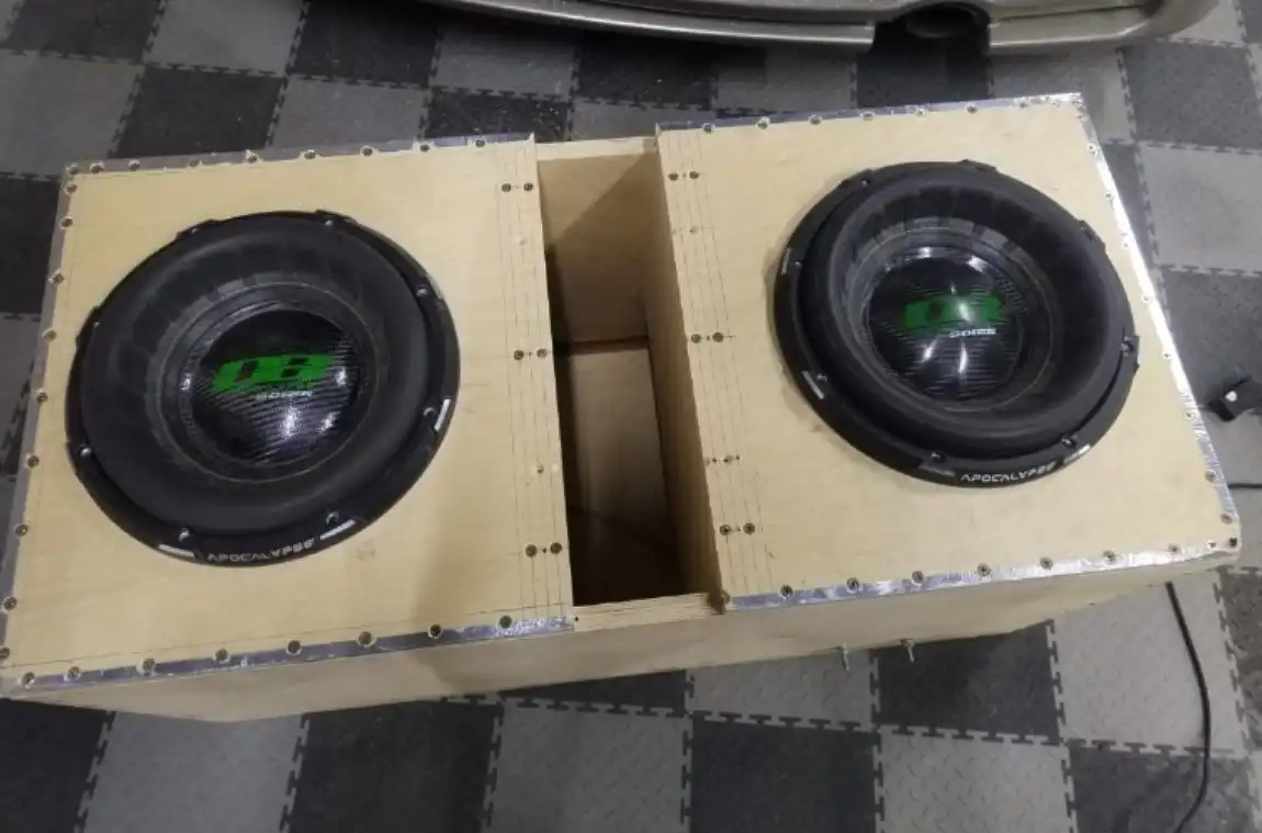 Продажа автомобильных динамиков Apocalypse DB-3012R D2