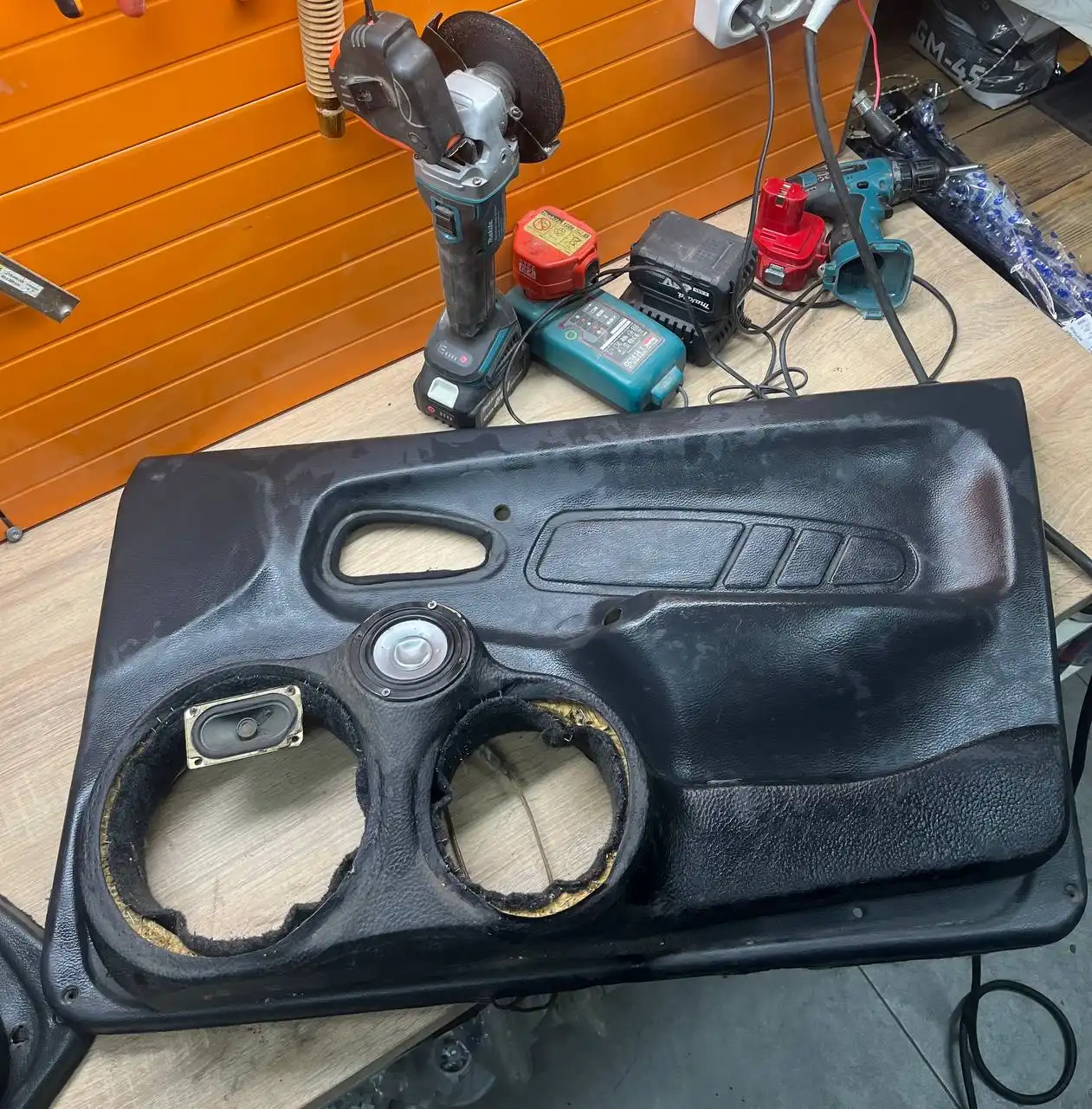 Продажа дверных карт передних ВАЗ 2109/21099/2114/2115