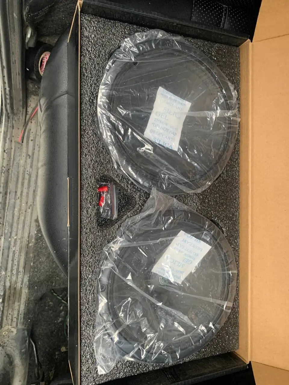 Продажа компонентов автозвука Alphard и Deaf Bonce