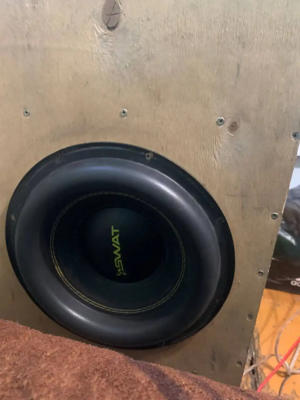 Обмен сабвуфера на iPhone