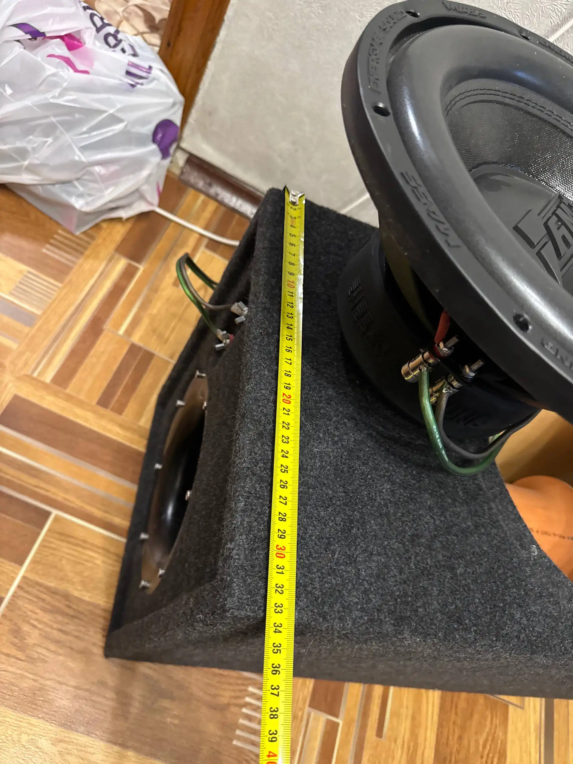 Сабвуфер с коробом AMP MASS 12"