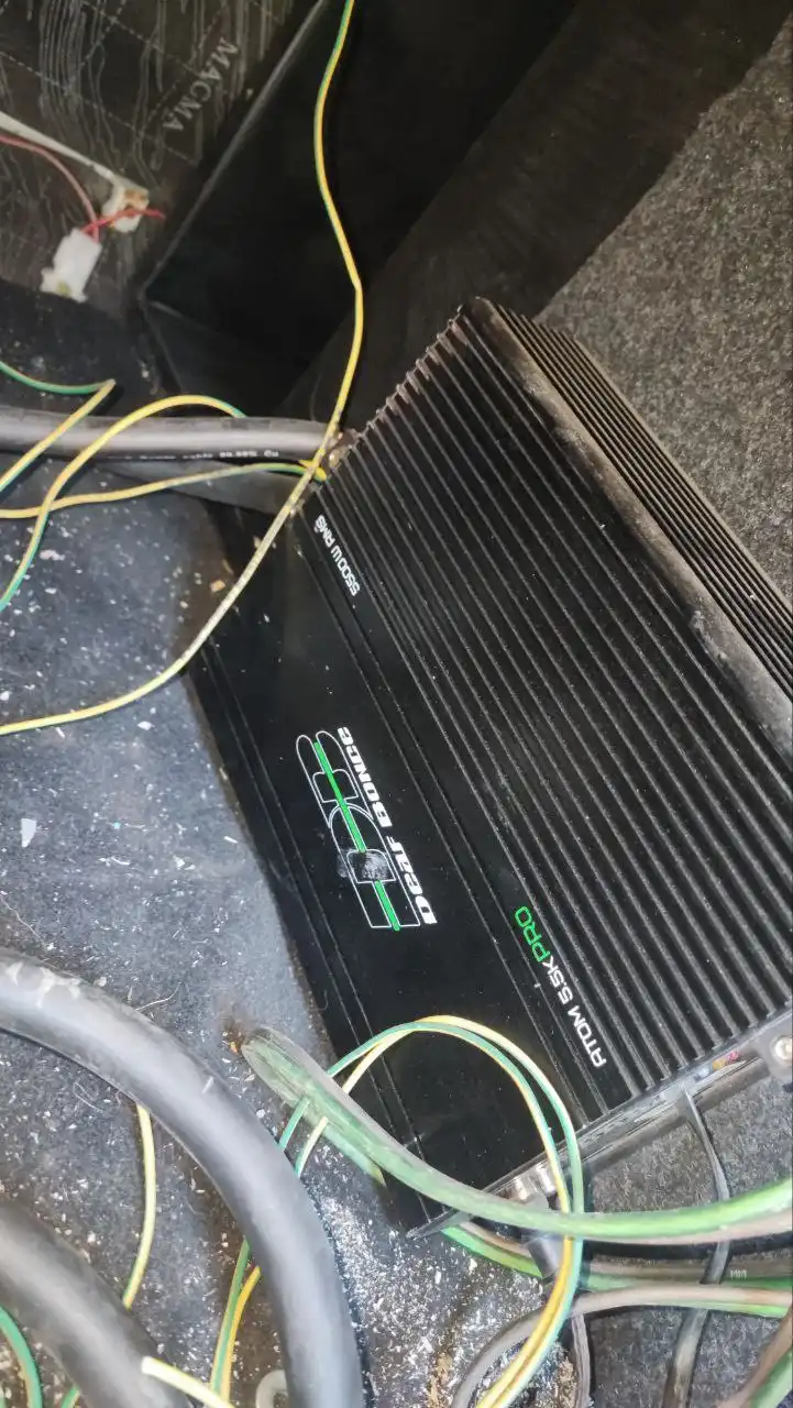 Продам автозвук apocalypse db 3015r d2 с коробом на трубе Atom 5.5 pro