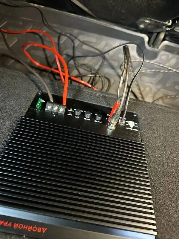 Продам активный сабвуфер Урал УХ 12 двойной