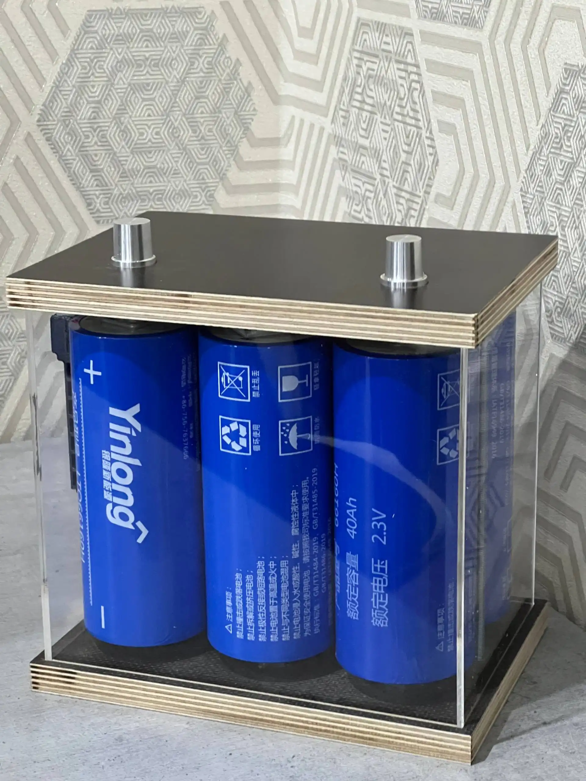 Титанат 35ач в закрытом корпусе - Автозвук (Авто) в Новосибирск