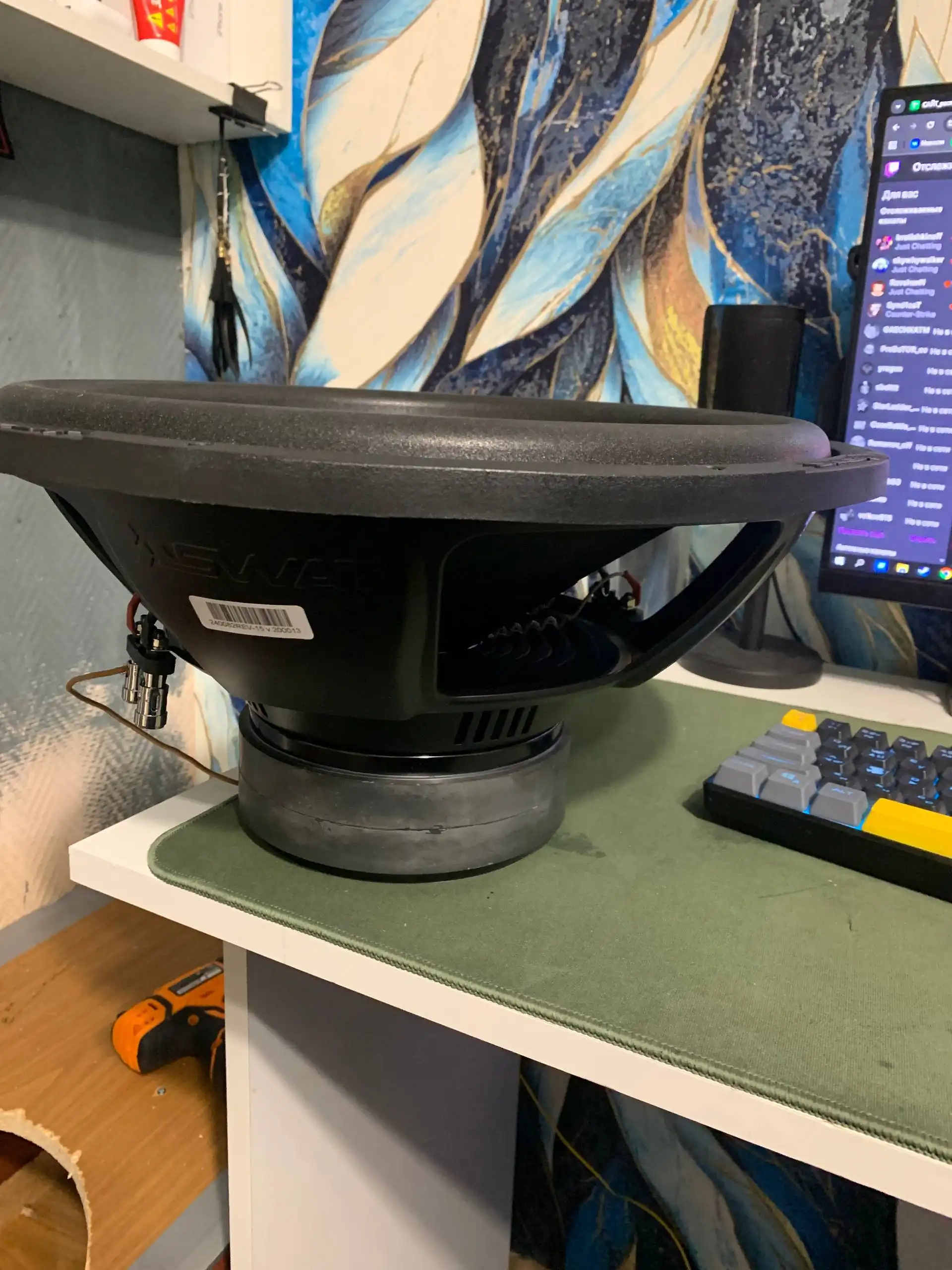 Продам Swat Revolution 15v2 d2 сабвуфер - Автозвук (Электроника) в Новосибирск