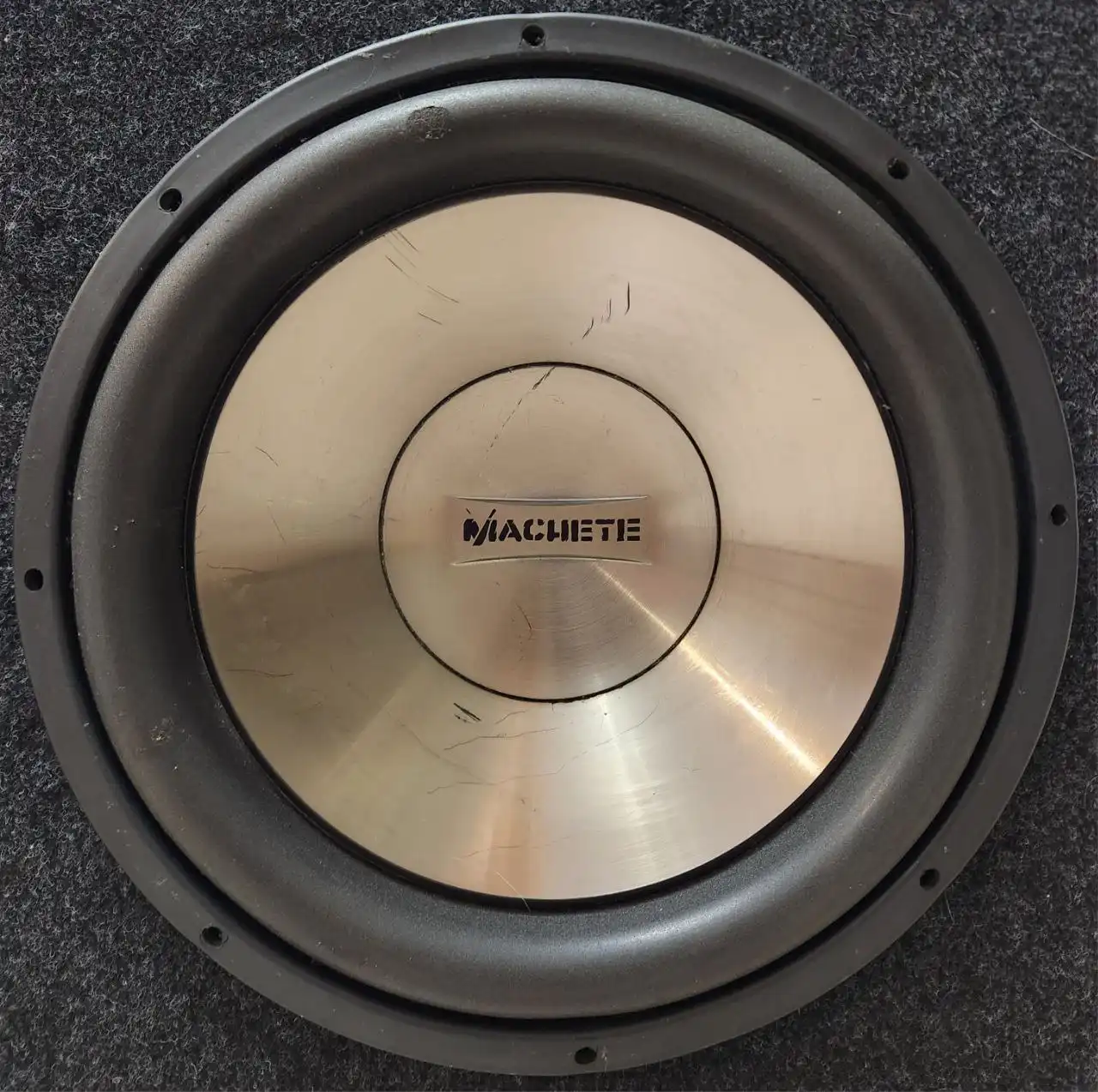 Сабвуфер Machete M15D4 с усилителем Magnat - Автозвук (Авто) в Новосибирск