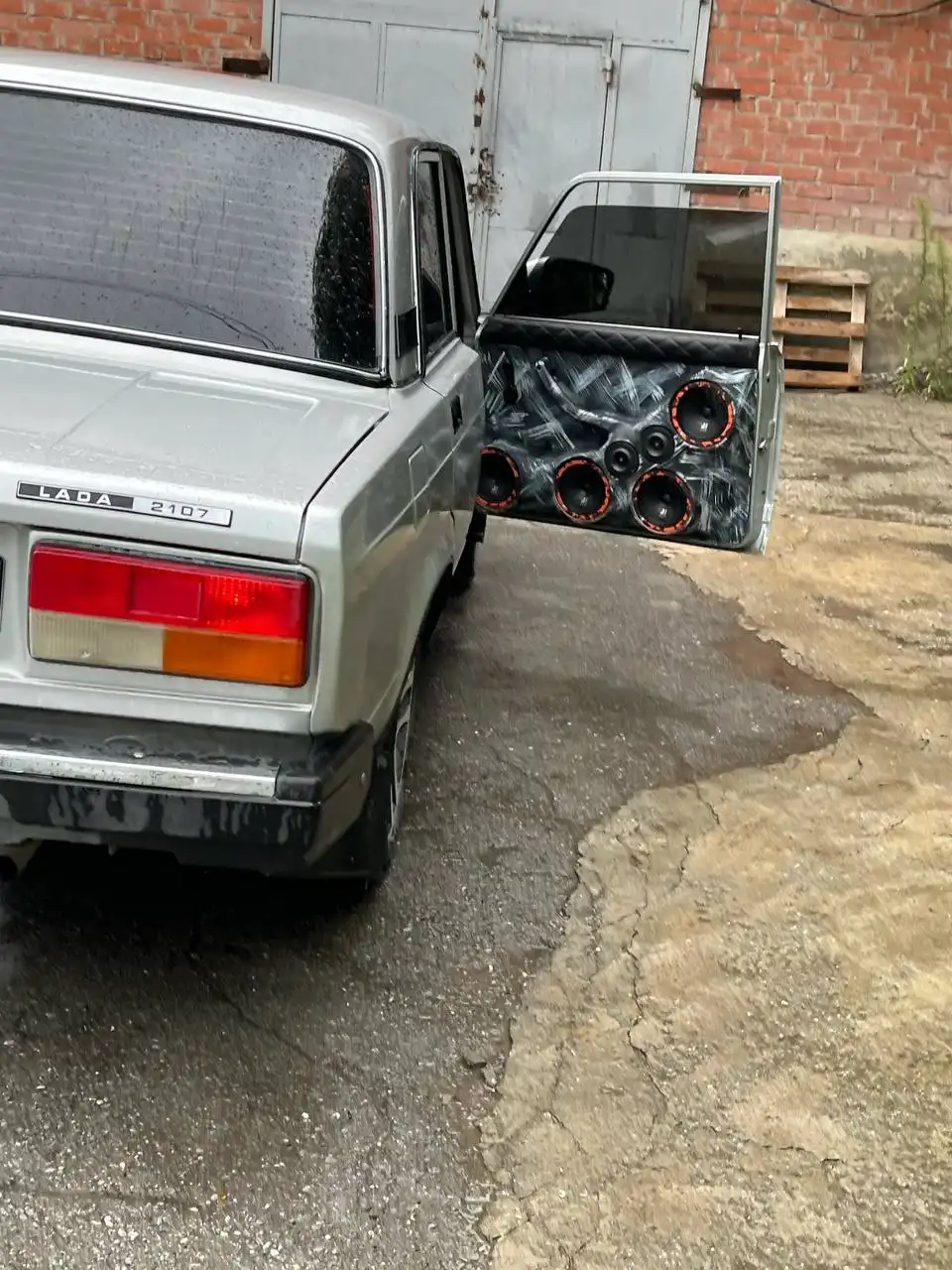 Продам комплект аудиосистемы для классики - Автозвук (Авто) в Новосибирск