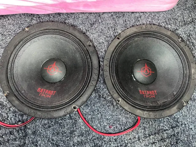 Продажа эстрадных динамиков под ремонт и прайд руби аир - VR-гарнитура в Новосибирск