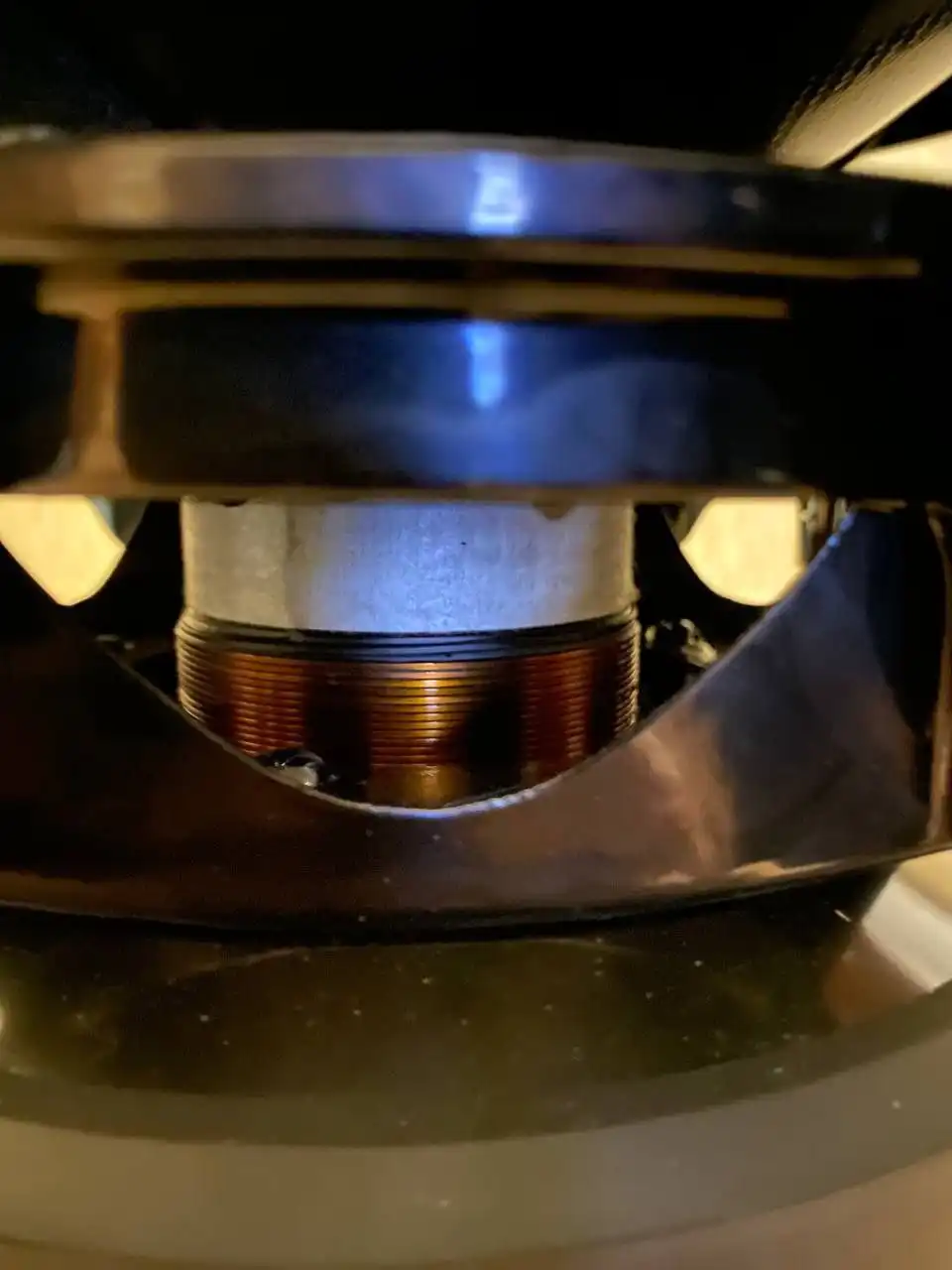 Продам 2 новых SWAT HLG v3 15 1+1 фулл корбон - Акустические системы (Электроника) в Новосибирск