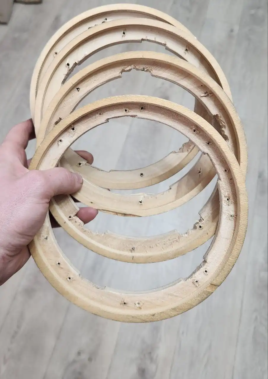 Короб под 10 саб на трубе и кольца под 16см - Автозвук (Авто) в Новосибирск