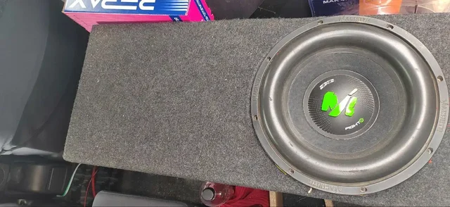 Сабвуфер и усилитель в отличном состоянии - Аудиотехника и гаджеты в Новосибирск
