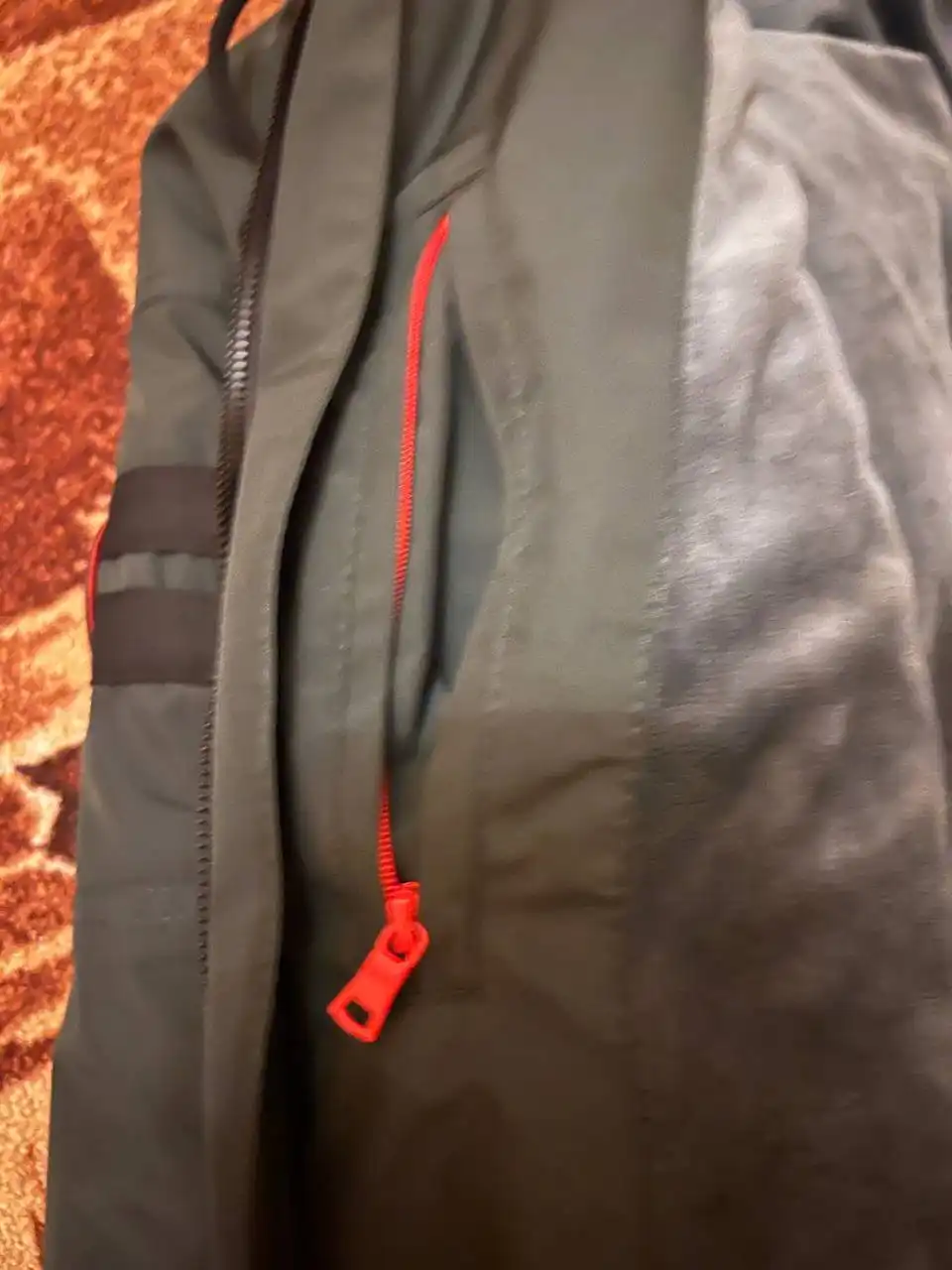 Новая зимняя куртка 48 размер