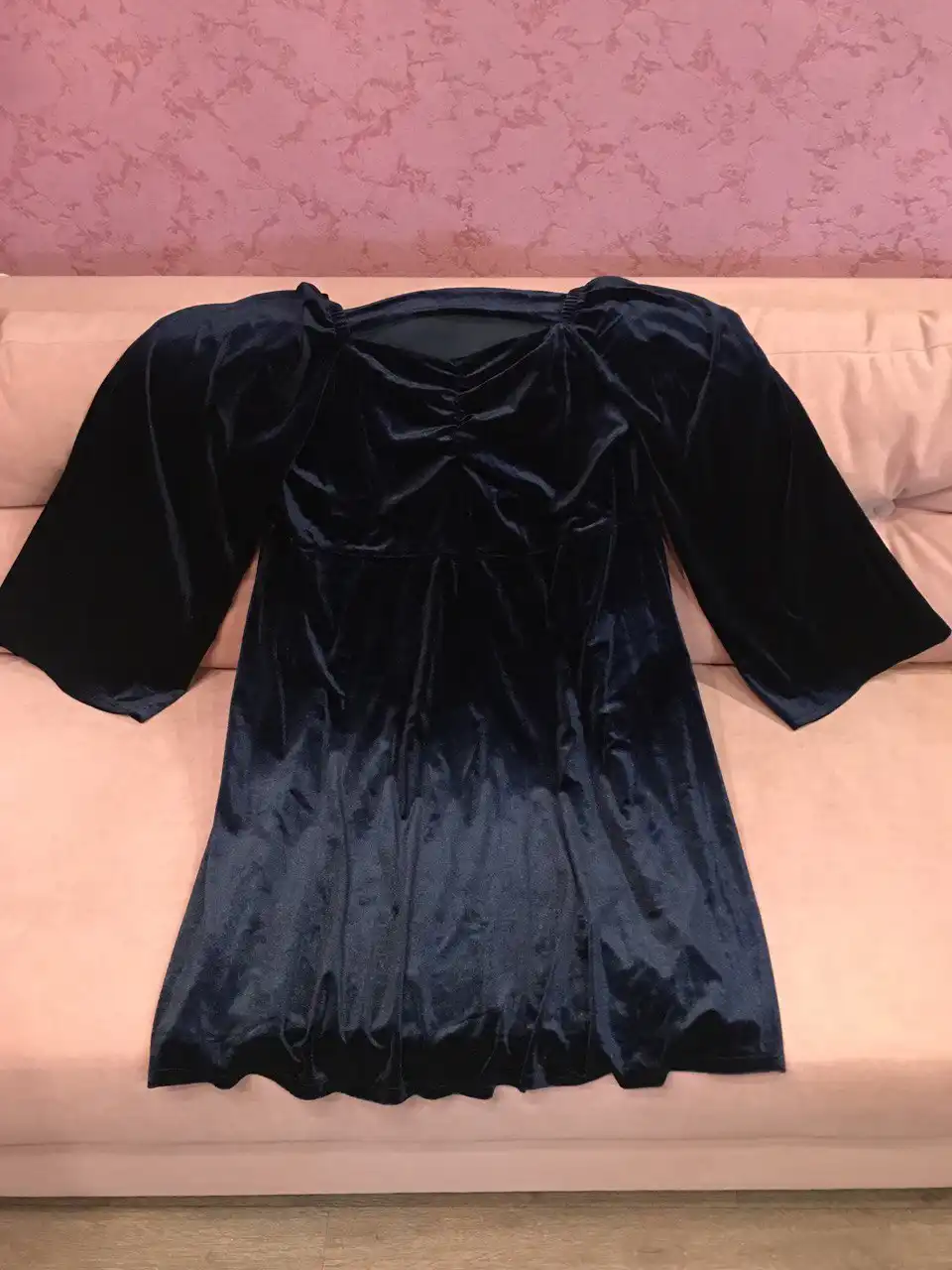 Новое платье размер 54-56 с открытыми плечами